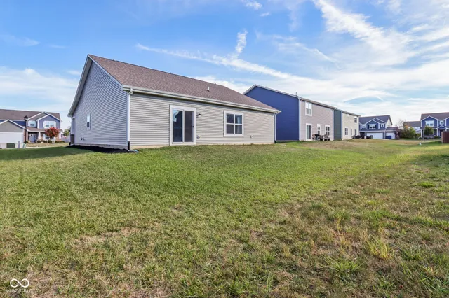 $339,900 | 6819 West Wintergreen Court, McCordsville, IN 46055