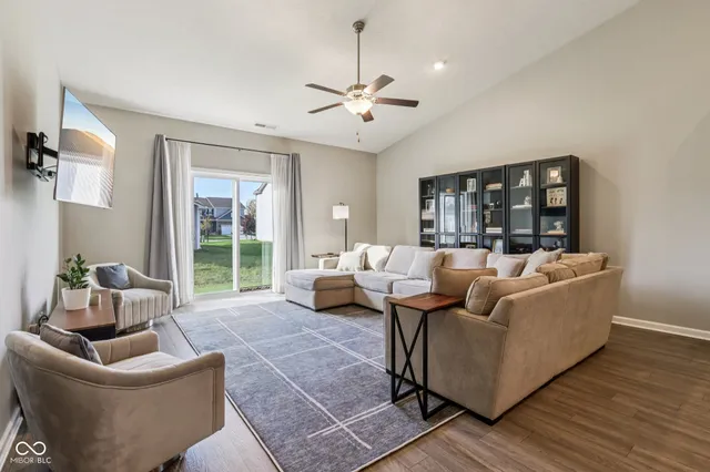 $339,900 | 6819 West Wintergreen Court, McCordsville, IN 46055