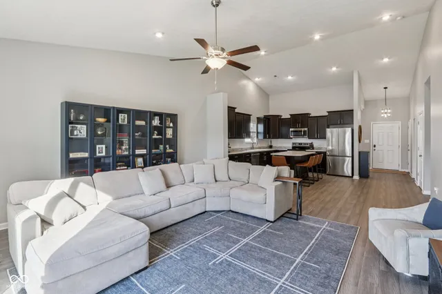 $339,900 | 6819 West Wintergreen Court, McCordsville, IN 46055