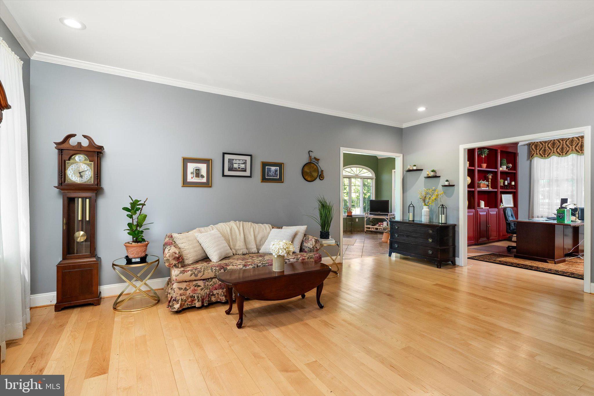 8 Carney Way Hamilton, NJ 08620 - Photo 10 of 66 Inviting space with warm wooden floors.
