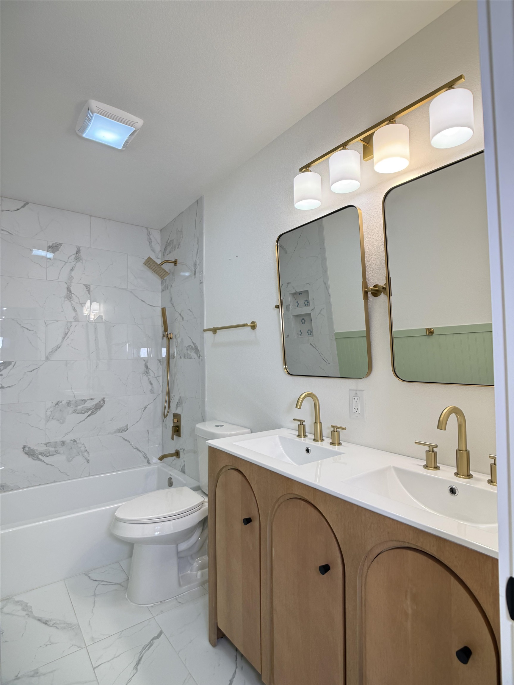 409 Ave R Marble Falls, TX 78654 - Photo 15 of 18