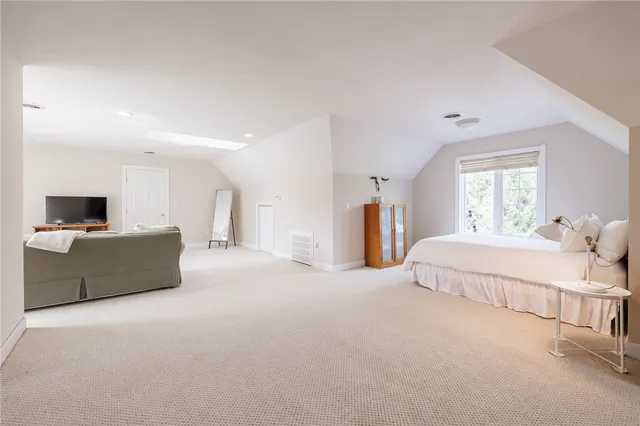 $1,240,000 | 51 Stablegate Drive, Penfield, NY 14580