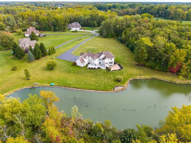 $1,240,000 | 51 Stablegate Drive, Penfield, NY 14580