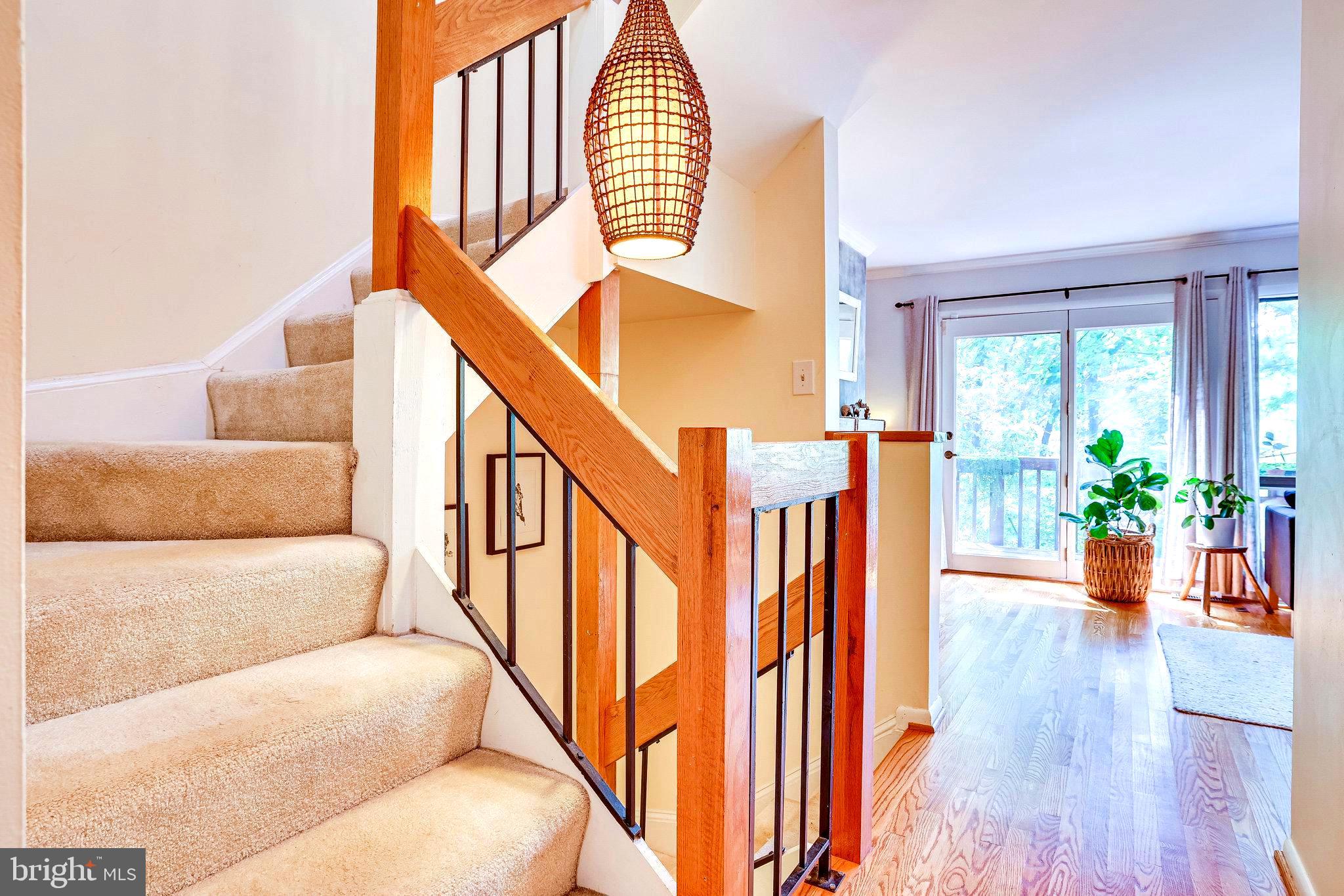 11535 Buttonwood Court Reston, VA 20191 - Photo 3 of 54 Gallery Image 3