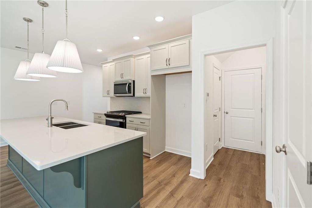 4651 Larkfield Way, Unit 13 Powder Springs, GA 30127 - Photo 2 of 27