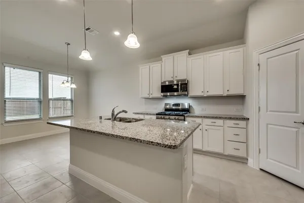 $2,298 | 6113 Brunswick Drive, Aubrey, TX 76227