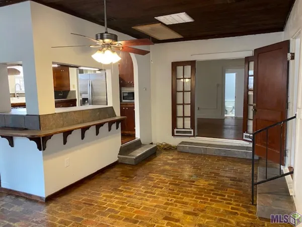 $2,400 | 4646 Loyola Drive, Baton Rouge, LA 70808