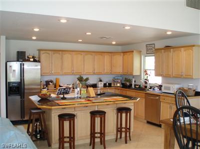21631 North River Road Alva, FL 33920 - Photo 4 of 10 Gallery Image 4
