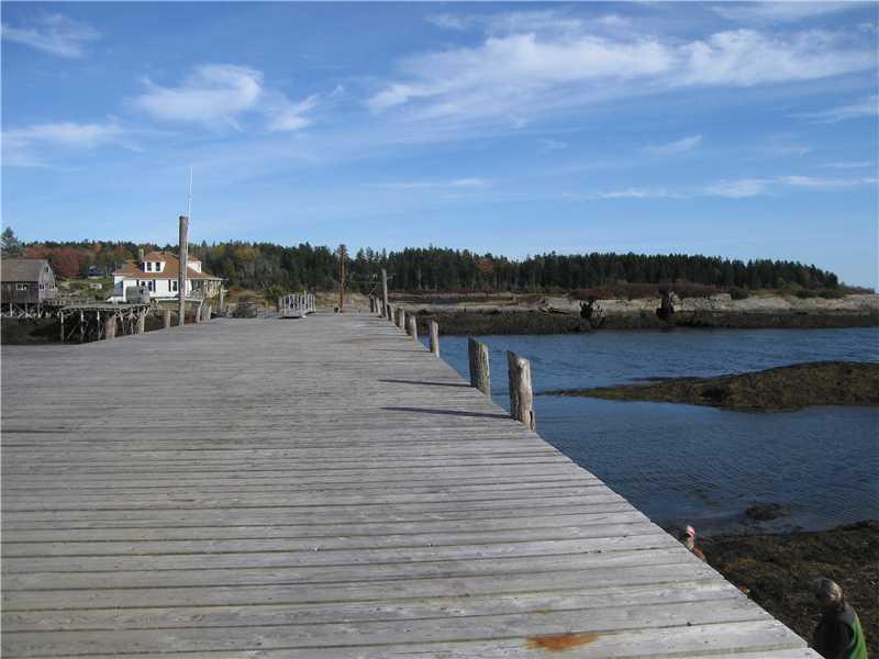 39 Leeman Road Orrs Island, ME 04066 - Photo 2 of 5 Waterfront/Dock/Pier.