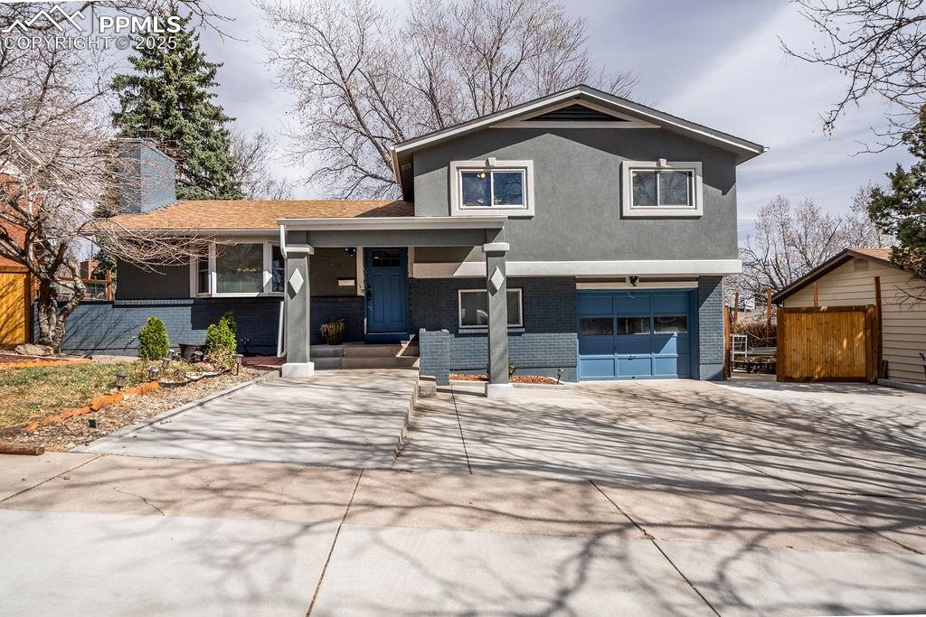 a house view with a outdoor space
