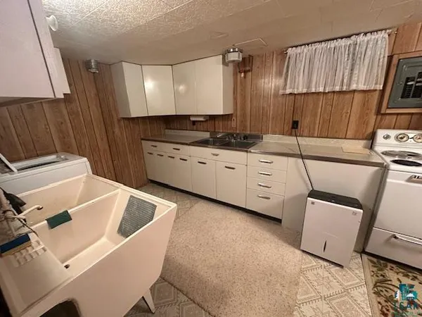$169,500 | 51 Elm Boulevard, Babbitt, MN 55706