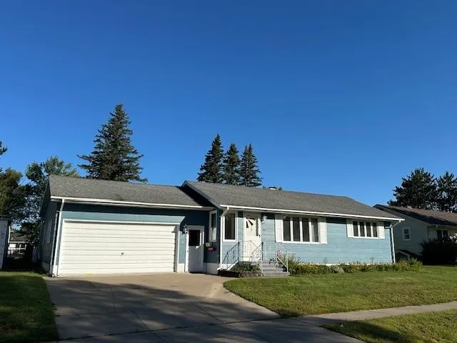 $175,500 | 51 Elm Boulevard, Babbitt, MN 55706