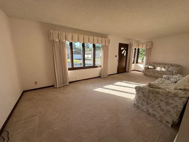 $175,500 | 51 Elm Boulevard, Babbitt, MN 55706