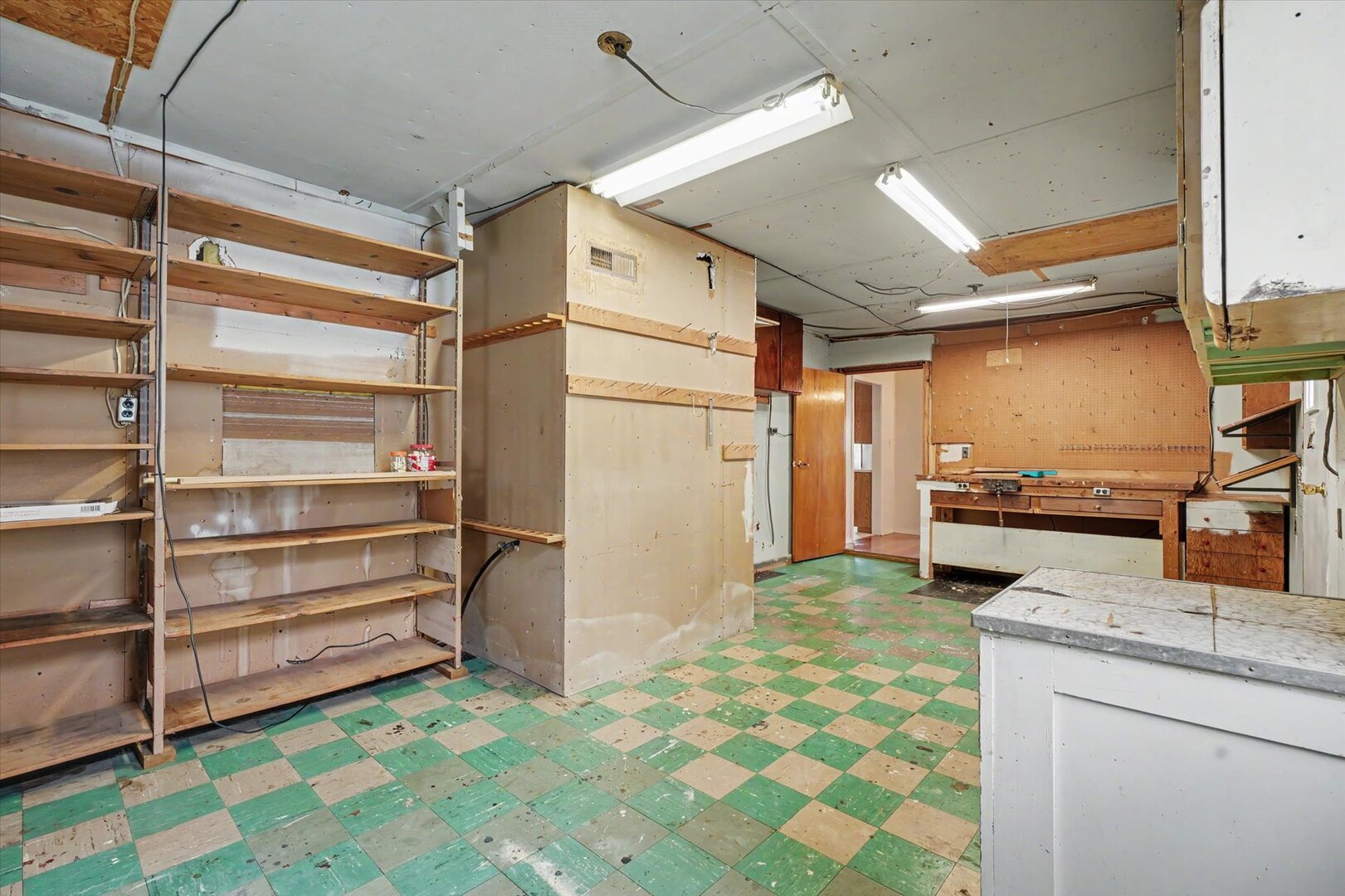 517 Illinois Drive Rantoul, IL 61866 - Photo 29 of 37 a kitchen with a refrigerator and a sink