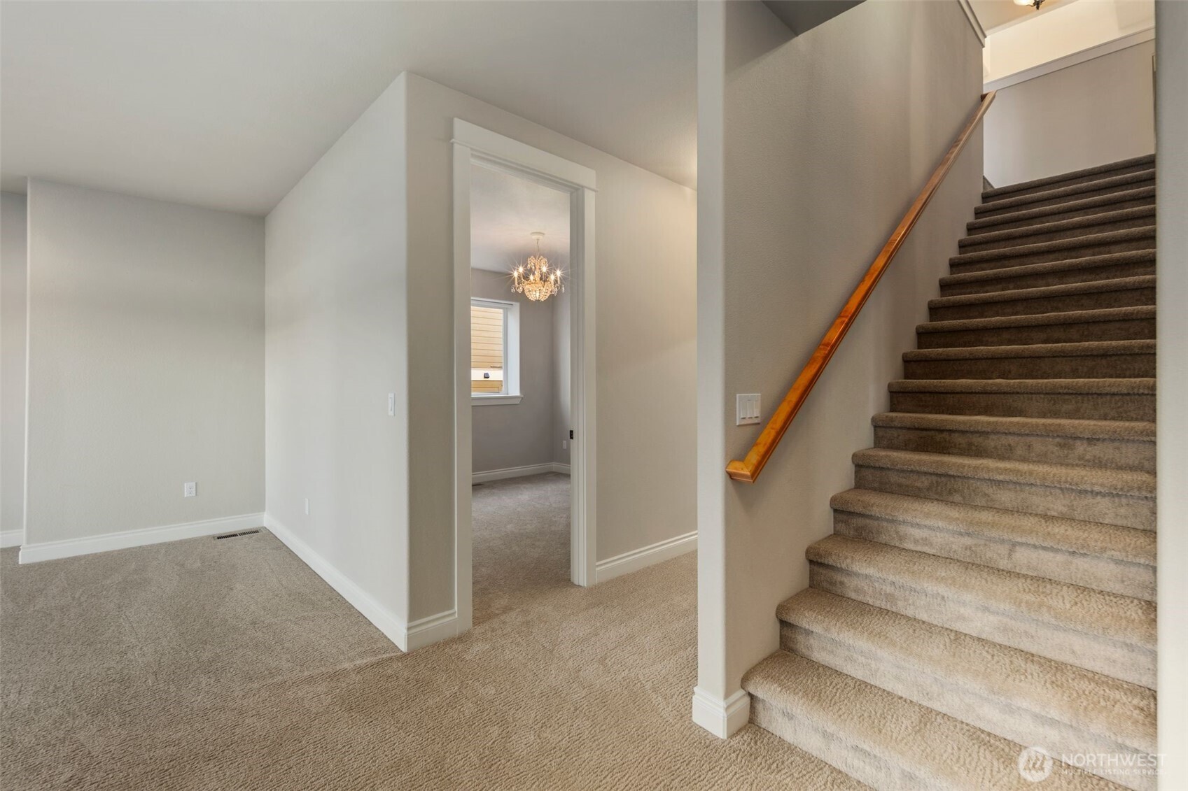 3224 Overlook Loop Ilwaco, WA 98624 - Photo 18 of 38 a view of entryway with wooden floor