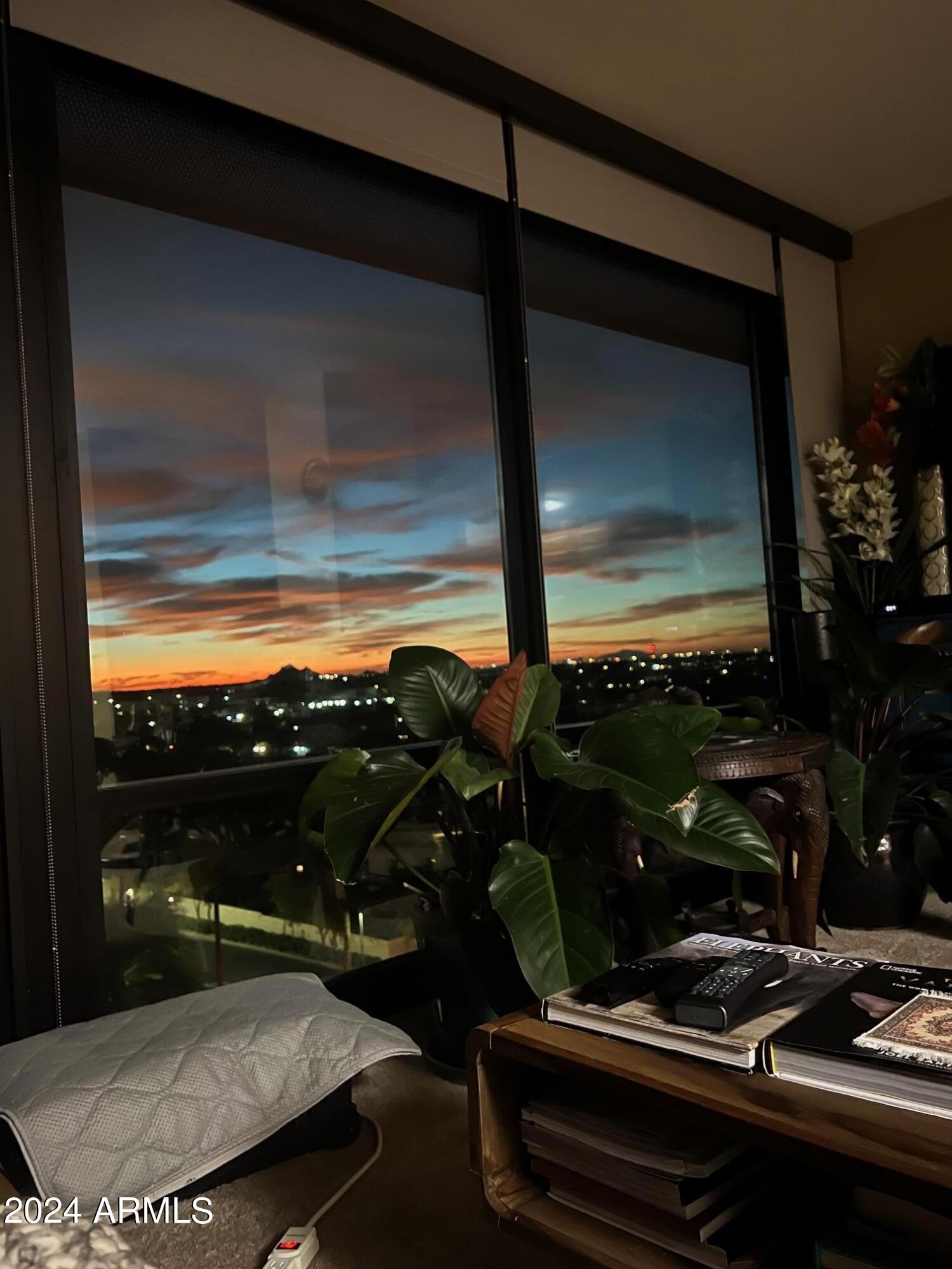 4808 North 24th Street, Unit 902 Phoenix, AZ 85016 - Photo 13 of 17 a room with musical instruments