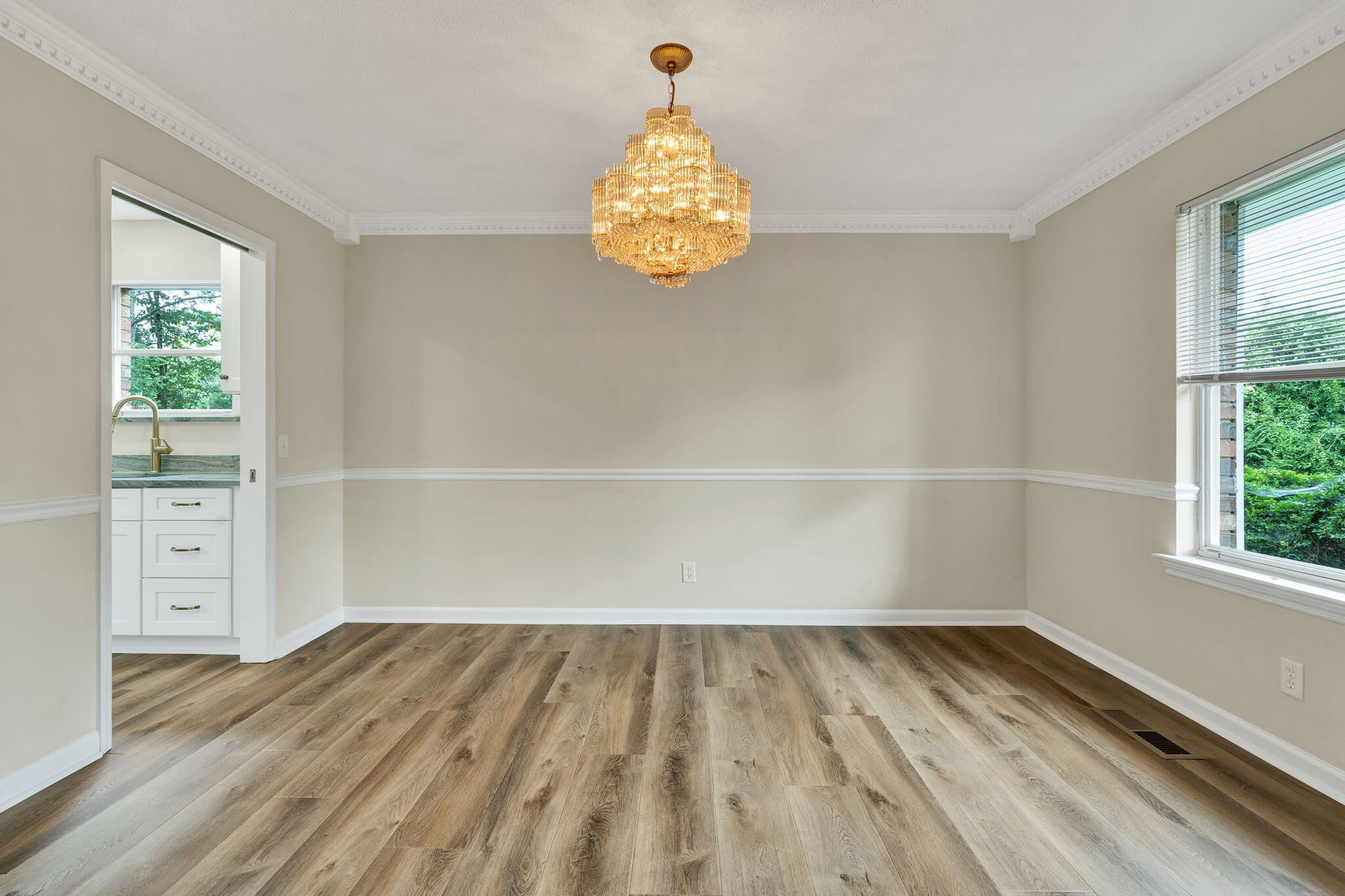 7104 Moreview Road Chattanooga, TN 37412 - Photo 10 of 65 17-web-or-mls-DSC00075