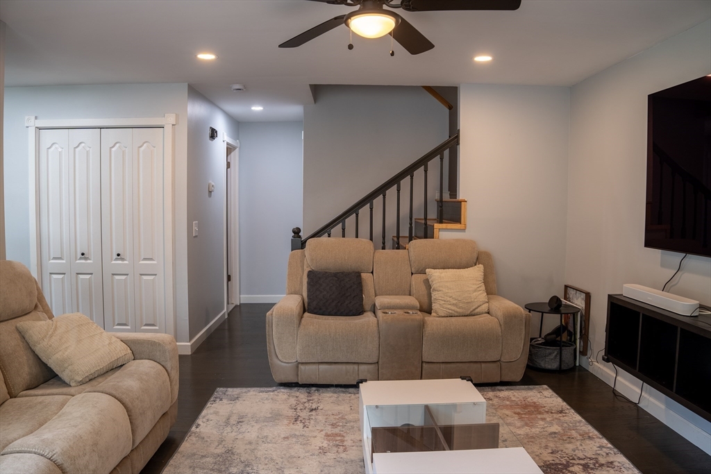 104 Johnson Road, Unit 1105 Chicopee, MA 01022 - Photo 4 of 21