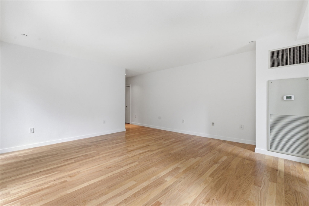 80 Broad Street, Unit 302 Boston, MA 02110 - Photo 10 of 22