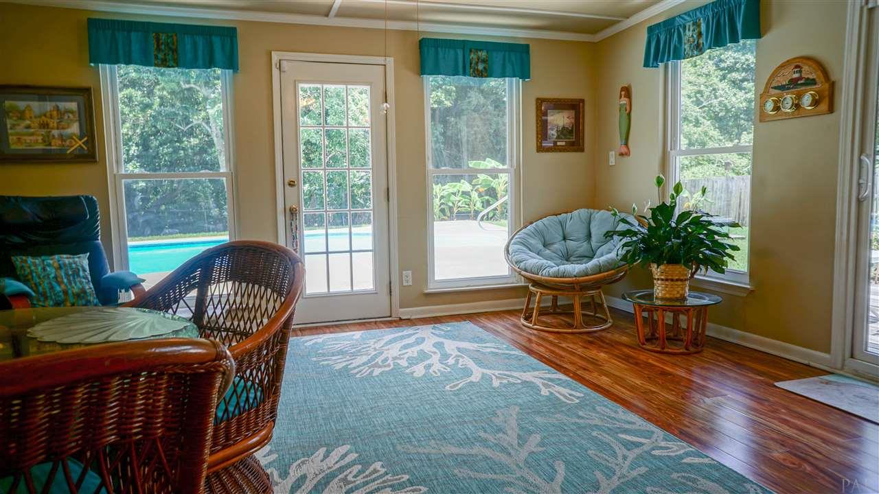 2958 Ranchette Square Gulf Breeze, FL 32563 - Photo 11 of 24 Gallery Image 11