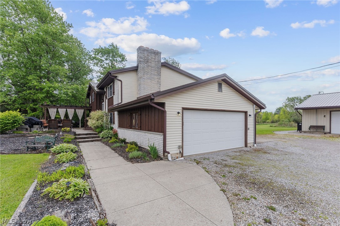 8120 Crow Road Litchfield, OH 44253 - Photo 8 of 50