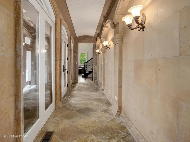 $4,500,000 | 6655 Lee Court, Burr Ridge, IL 60527