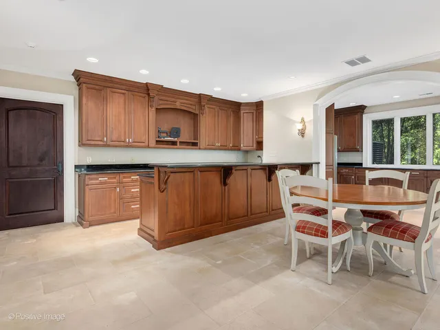 $4,500,000 | 6655 Lee Court, Burr Ridge, IL 60527