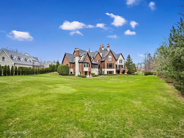 $4,500,000 | 6655 Lee Court, Burr Ridge, IL 60527