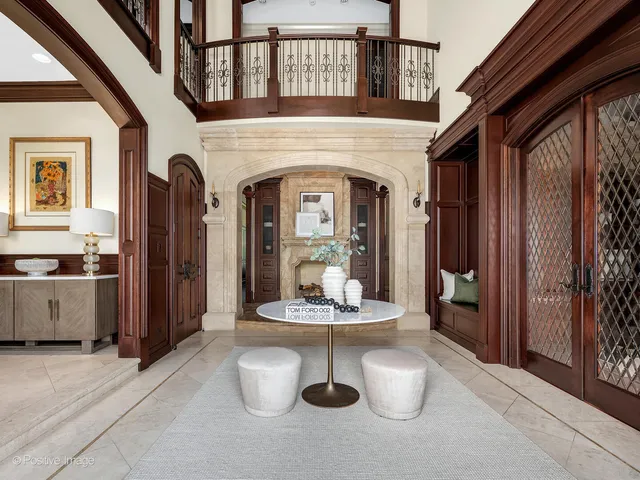 $4,500,000 | 6655 Lee Court, Burr Ridge, IL 60527