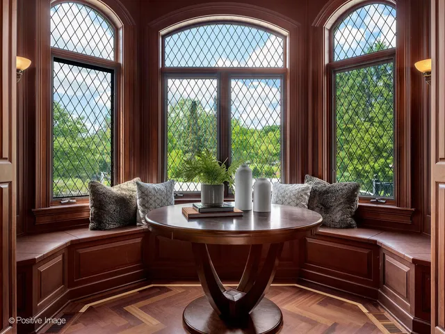 $4,500,000 | 6655 Lee Court, Burr Ridge, IL 60527