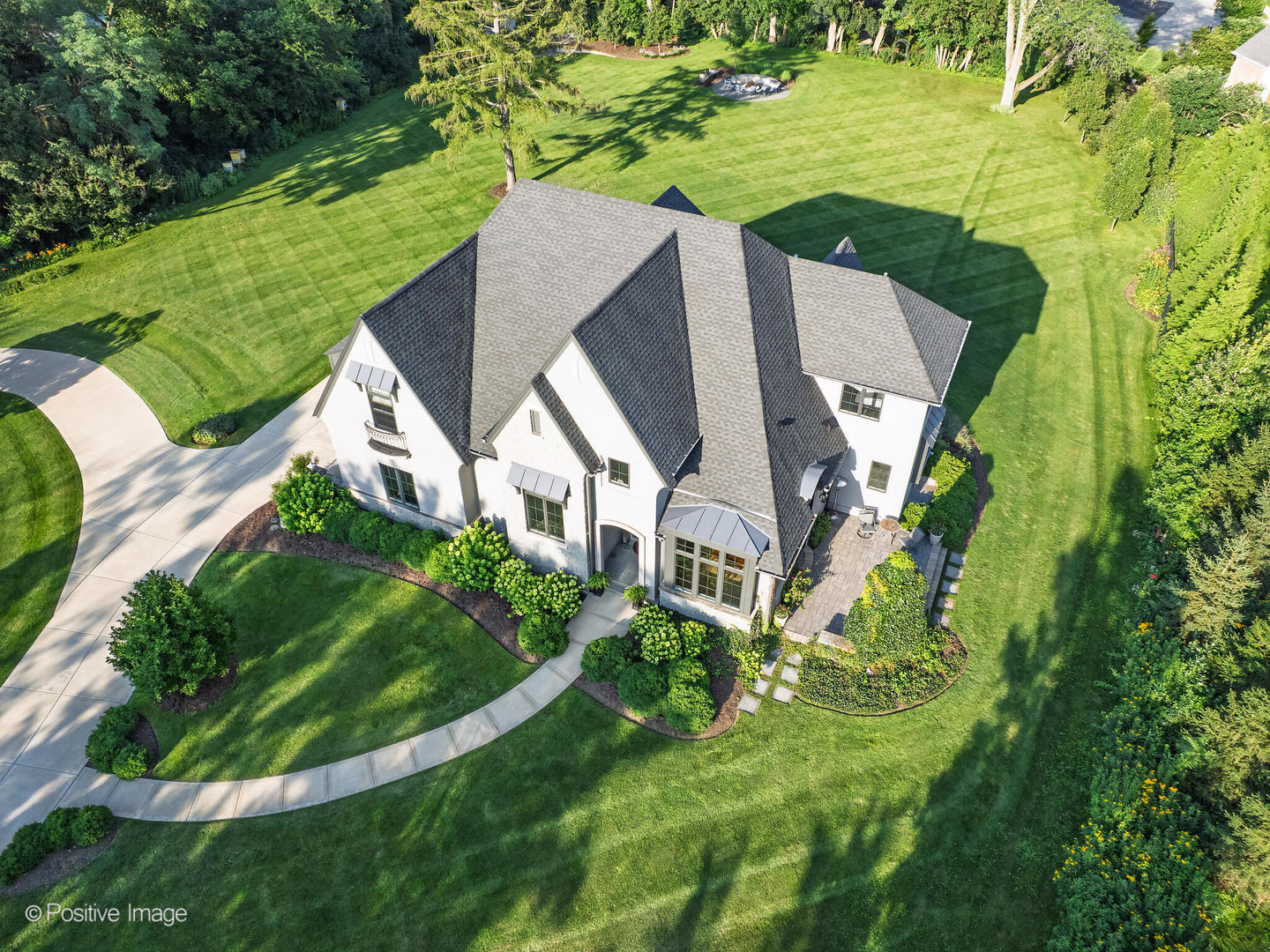 1561 Hawthorne Lane Wheaton, IL 60189 - Photo 12 of 47