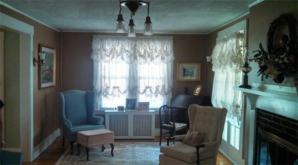 304 Massasoit Road Worcester, MA 01604 - Photo 4 of 22 Gallery Image 4