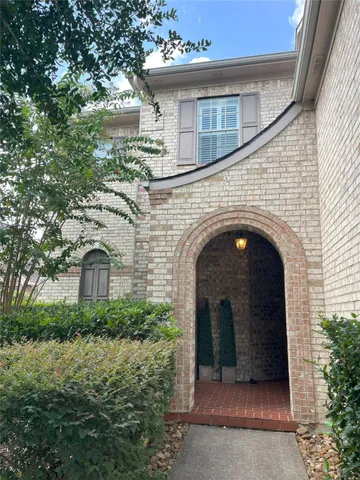 a view of a house with a garage