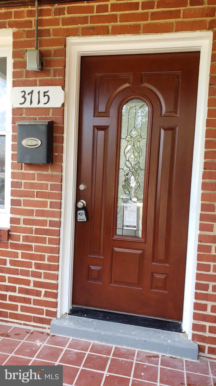 3715 Greenvale Road Baltimore, MD 21229 - Photo 1 of 40 Gallery Image 1