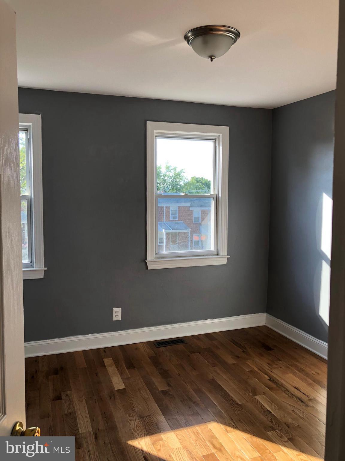 3715 Greenvale Road Baltimore, MD 21229 - Photo 15 of 40 Gallery Image 15