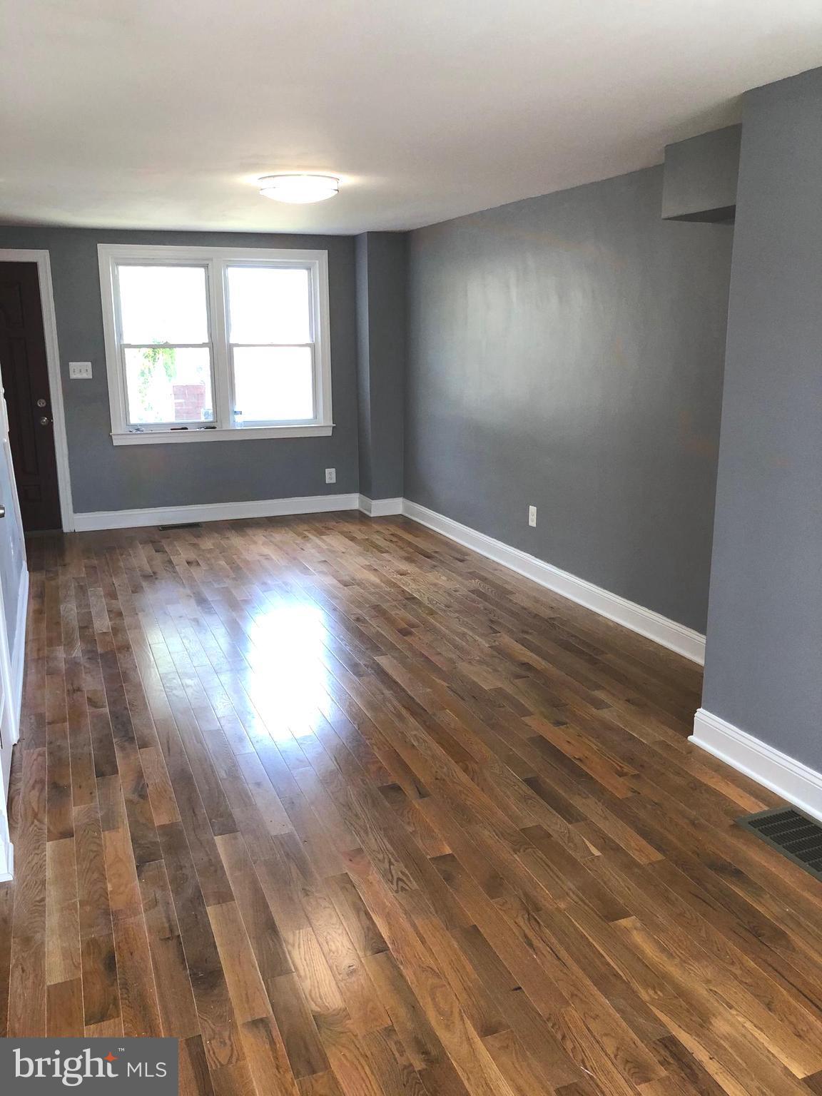 3715 Greenvale Road Baltimore, MD 21229 - Photo 4 of 40 Gallery Image 4