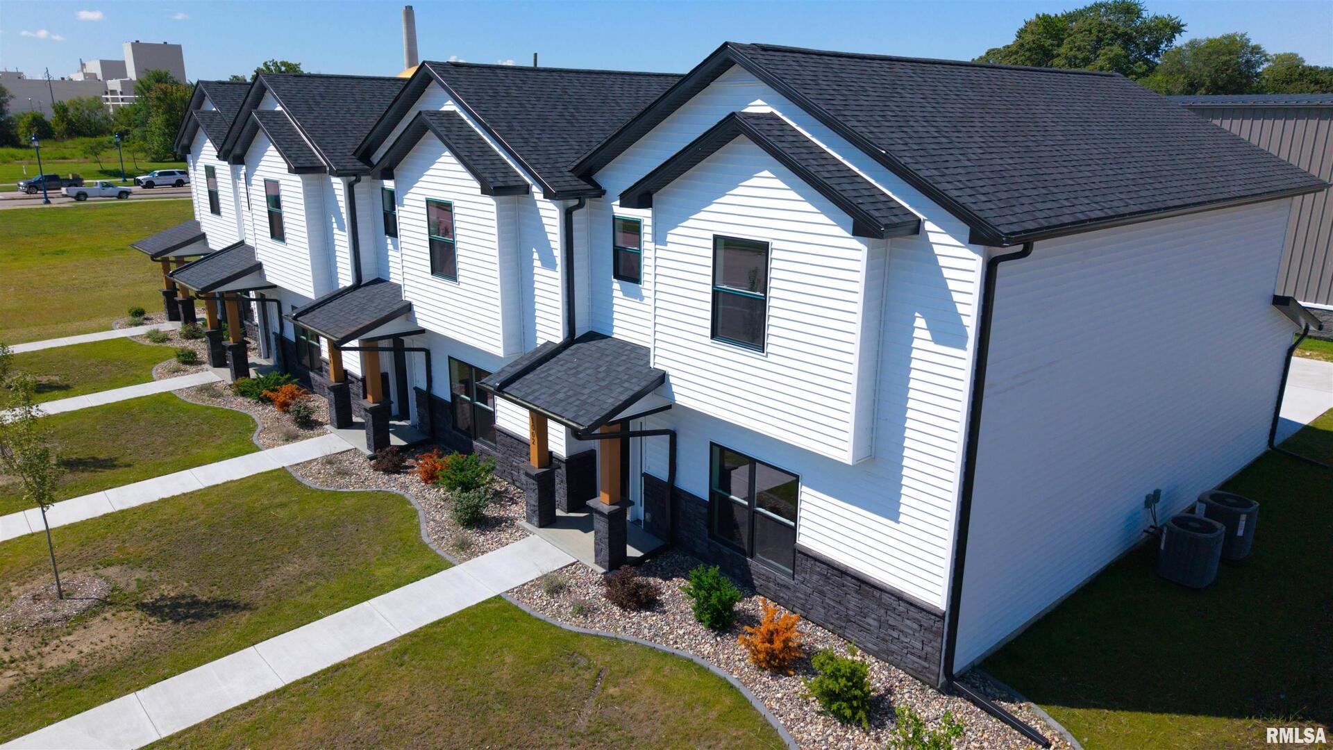 1004 South 4th Street Clinton, IA 52732 - Photo 30 of 33