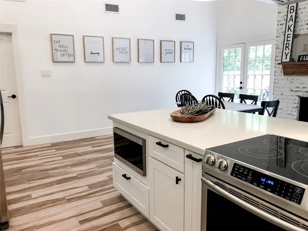 $3,500 | 5 Sandlily Court, The Woodlands, TX 77380