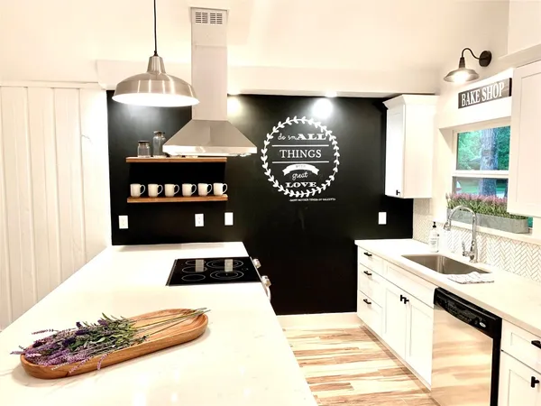 $3,500 | 5 Sandlily Court, The Woodlands, TX 77380