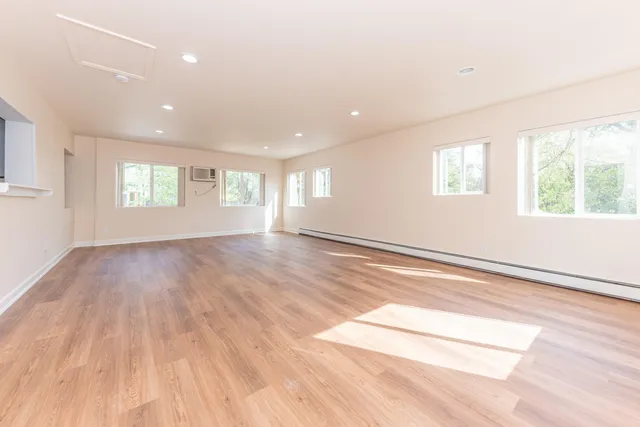 $3,800 | 1520 Traver Road, Ann Arbor, MI 48105