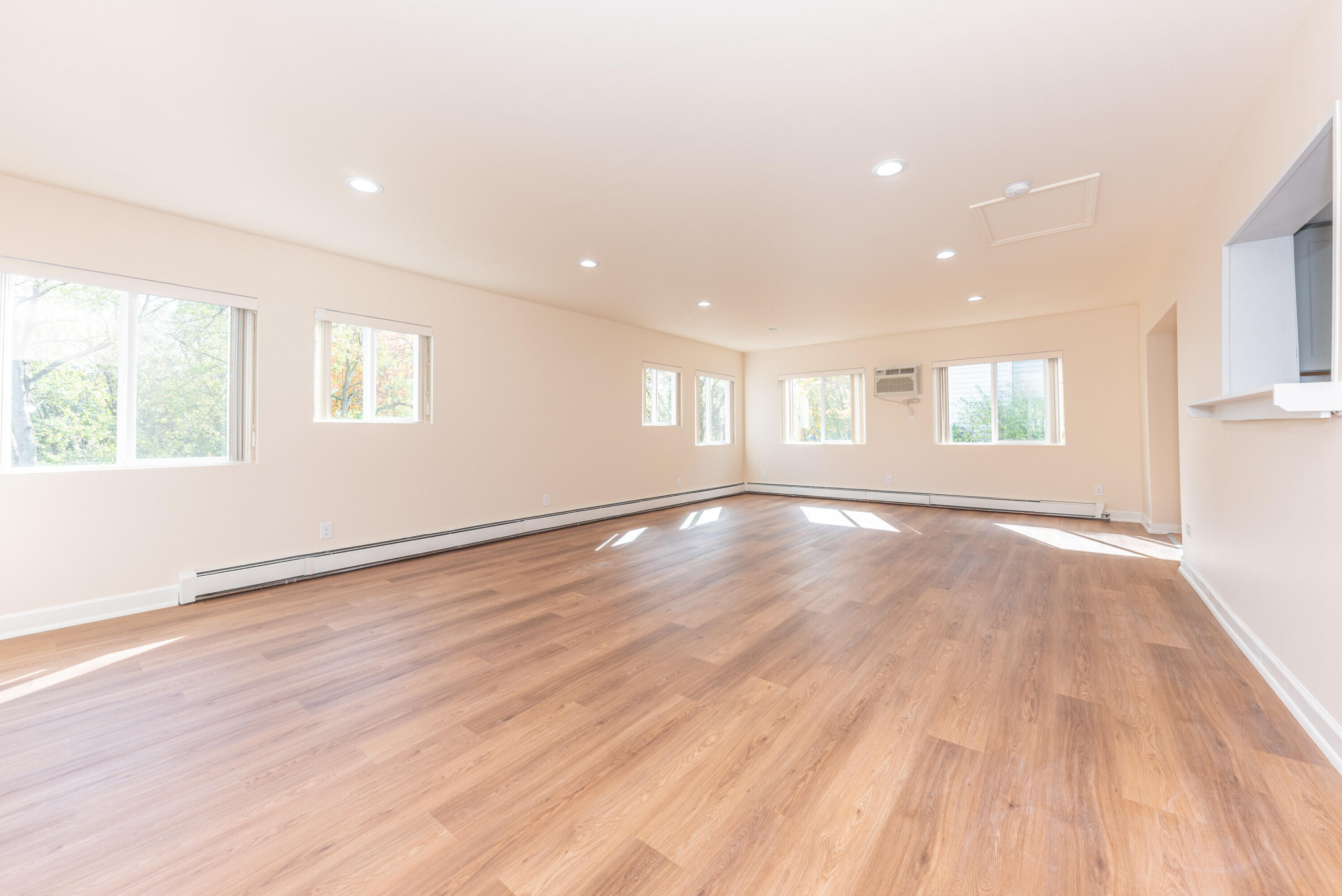 1520 Traver Road Ann Arbor, MI 48105 - Photo 17 of 60 041_19