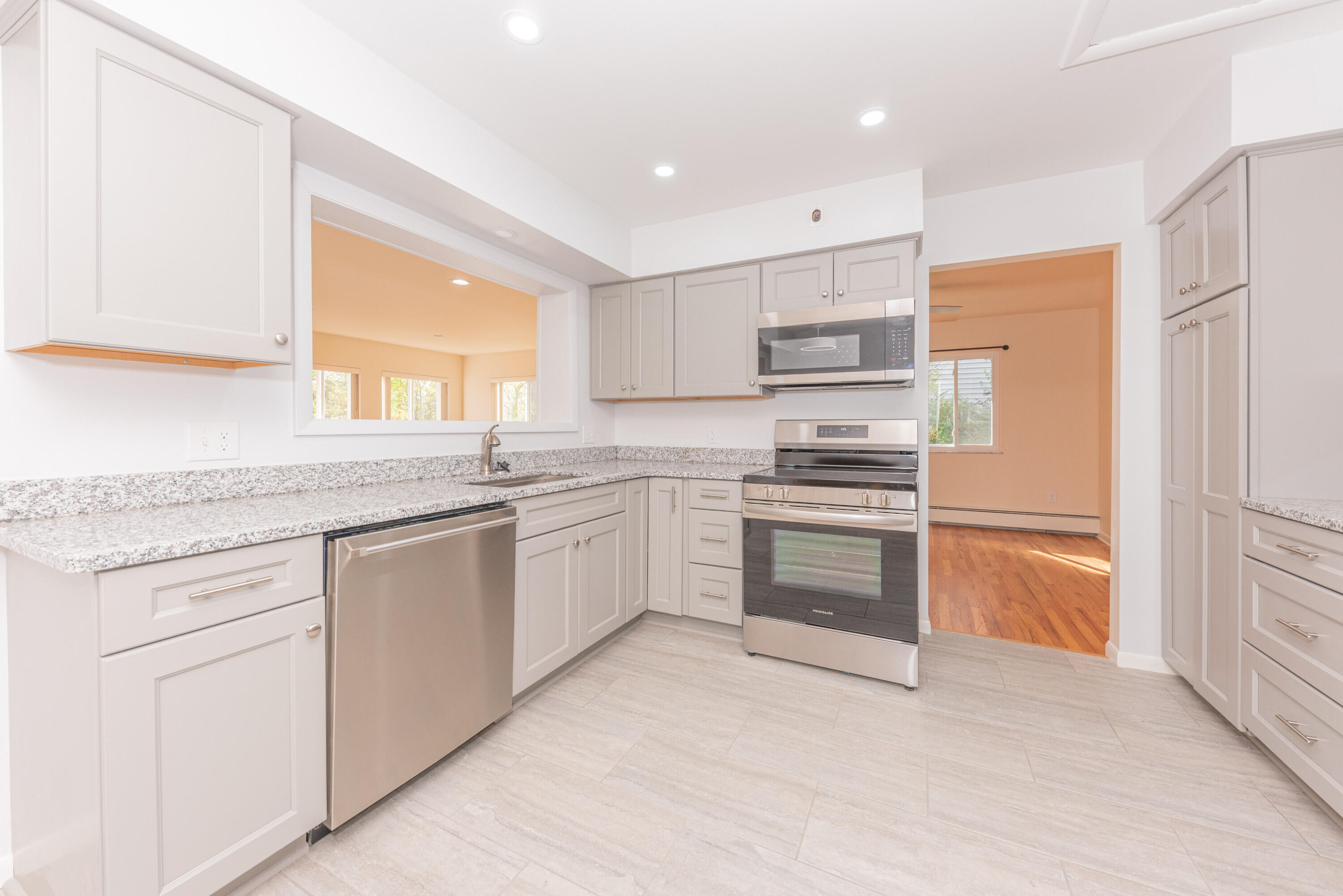 1520 Traver Road Ann Arbor, MI 48105 - Photo 19 of 60 034_23