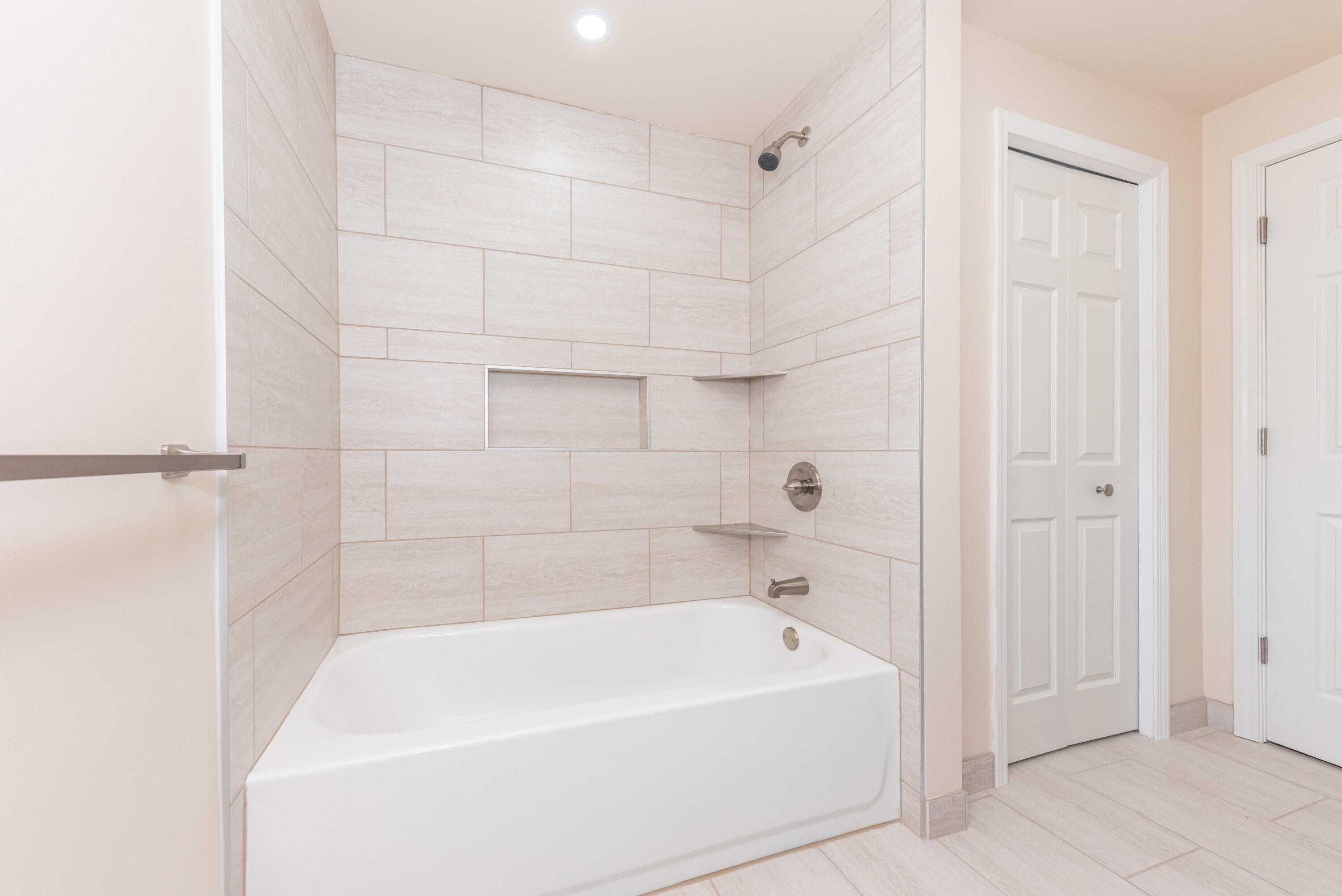 1520 Traver Road Ann Arbor, MI 48105 - Photo 29 of 60 056_30