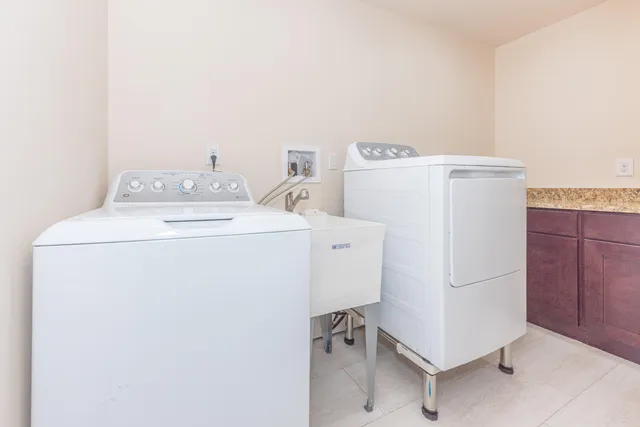 $3,800 | 1520 Traver Road, Ann Arbor, MI 48105