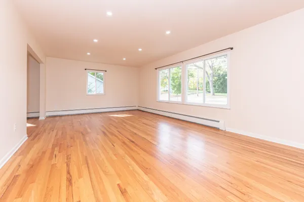 $3,800 | 1520 Traver Road, Ann Arbor, MI 48105