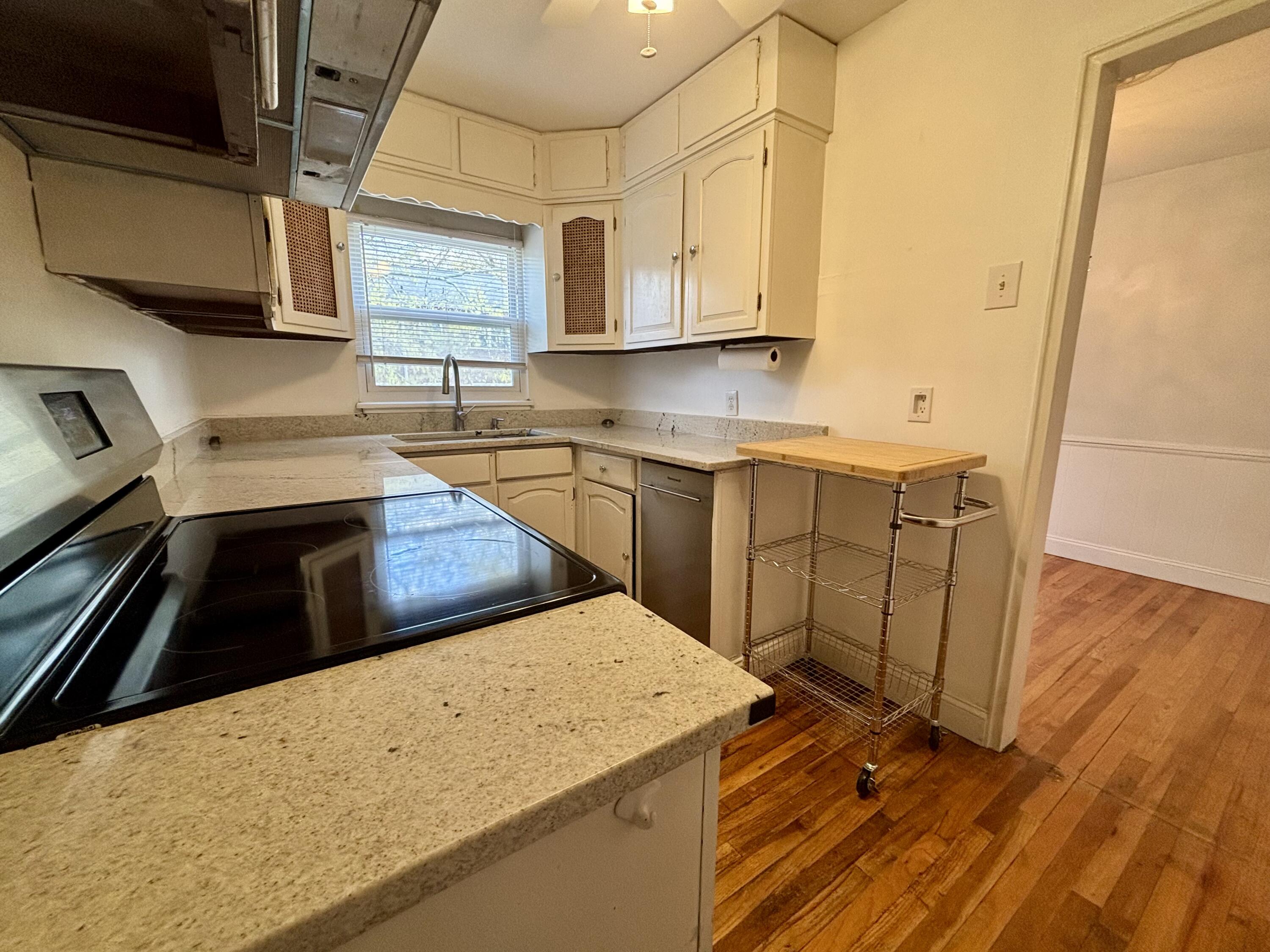 501 Milledge Road, Unit 17D Augusta, GA 30904 - Photo 6 of 12 IMG_1104