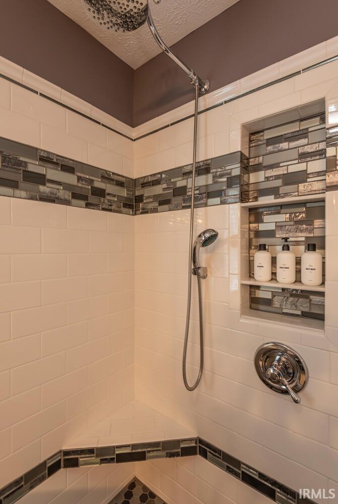 2550 South Flat Rock Road Bloomington, IN 47403 - Photo 24 of 36