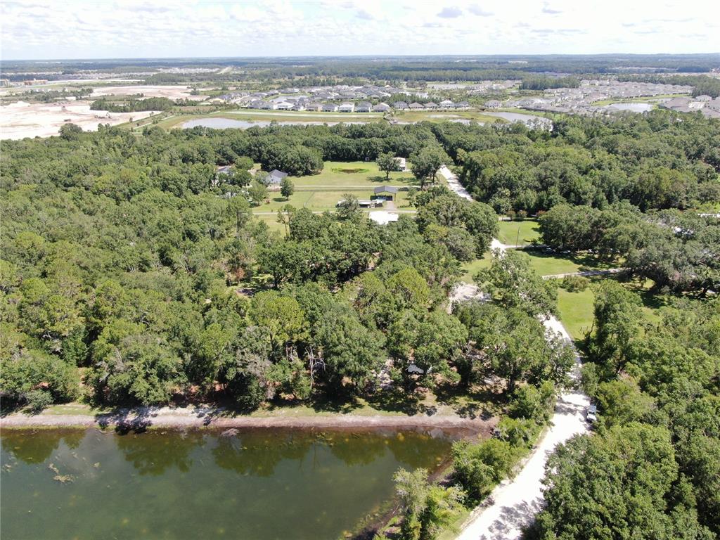 1753 Ranchette Road Wesley Chapel, FL 33543 - Photo 8 of 60 Gallery Image 8