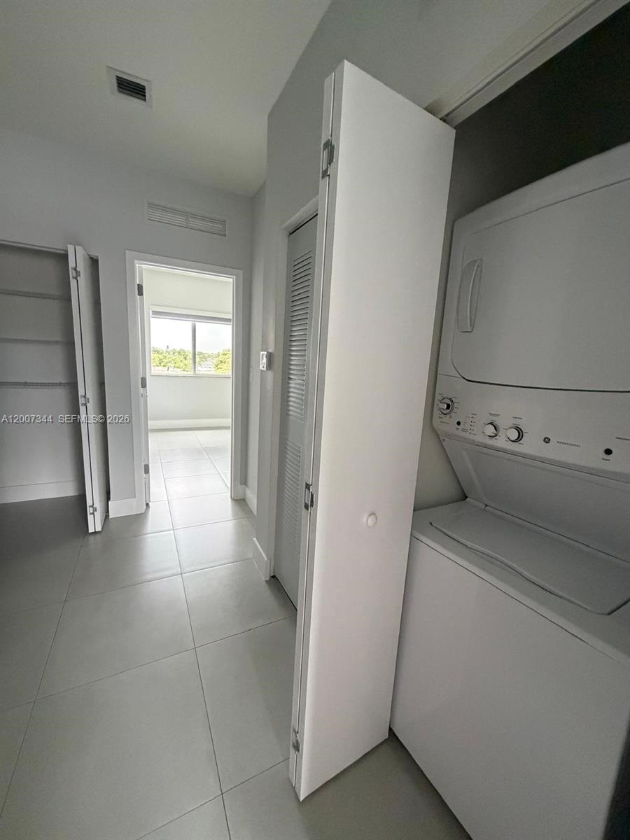 381 East 50th Street, Unit 6 Hialeah, FL 33013 - Photo 28 of 37 a view of utility room