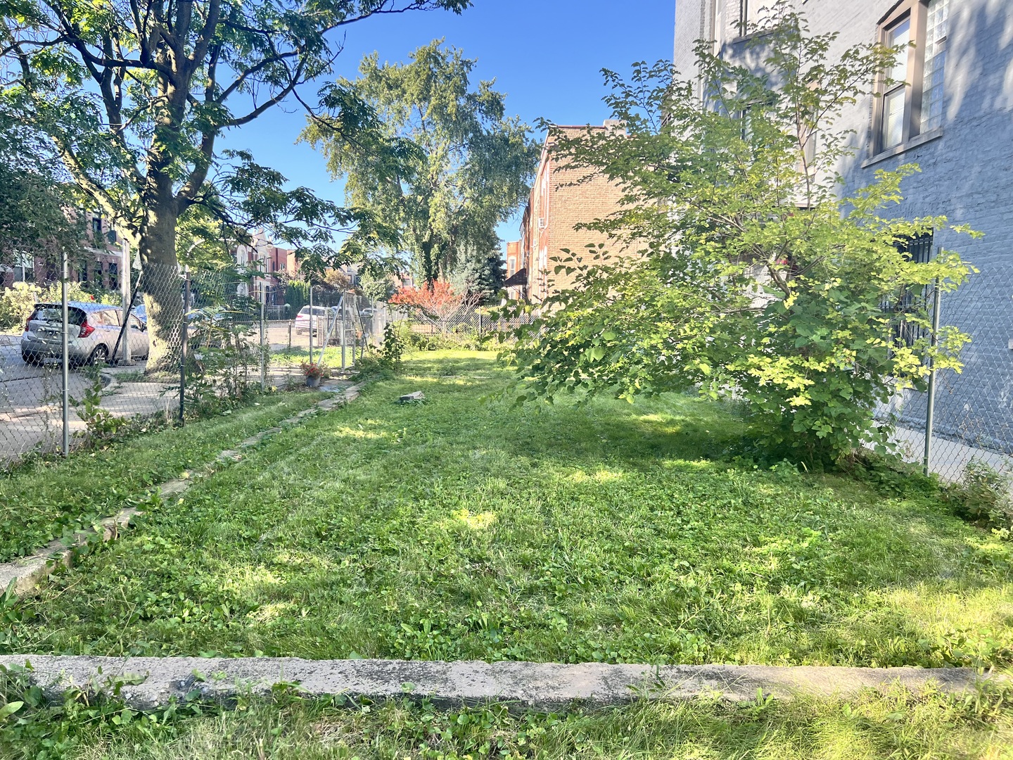 2224 West Taylor Street Chicago, IL 60612 - Photo 3 of 13